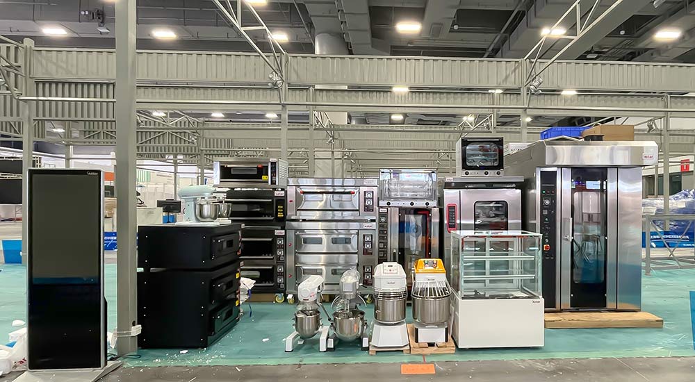 Стенд с хлебопекарным оборудованием